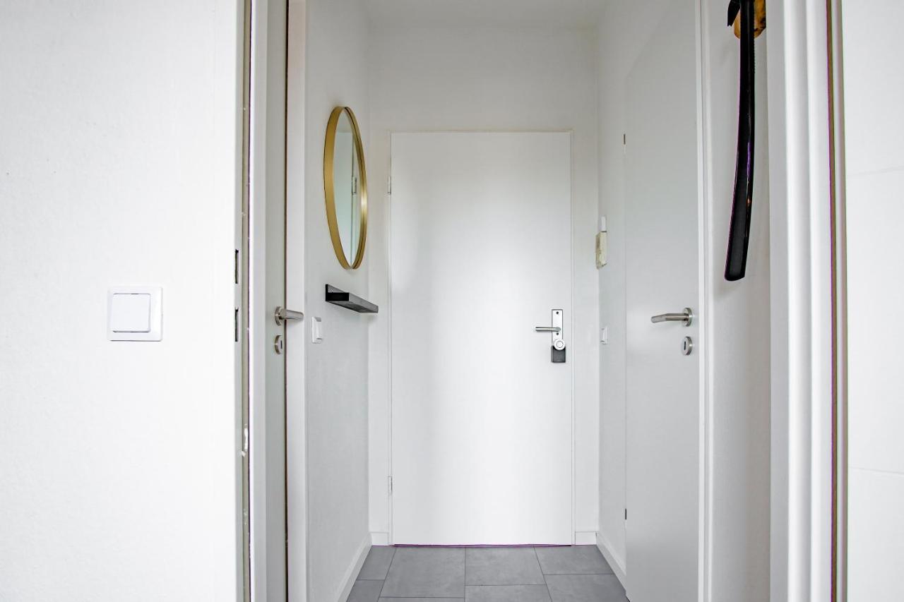 Homefy Studio Sky - Free Parking - Elevator - Desk - Netflix Есен Екстериор снимка